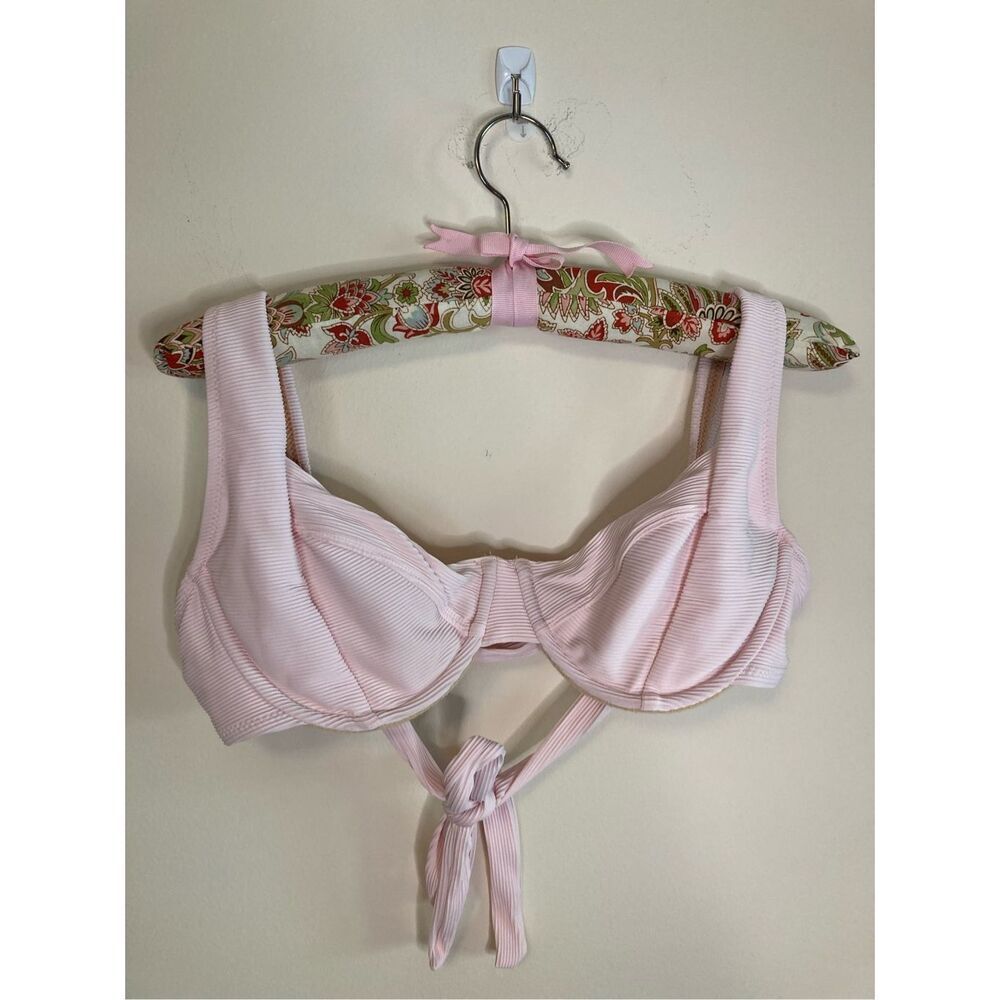 J. Crew Women’s Bathing Suit Top Size 36C Underwire Baby Pink Ribbed Swimsuit Sw
